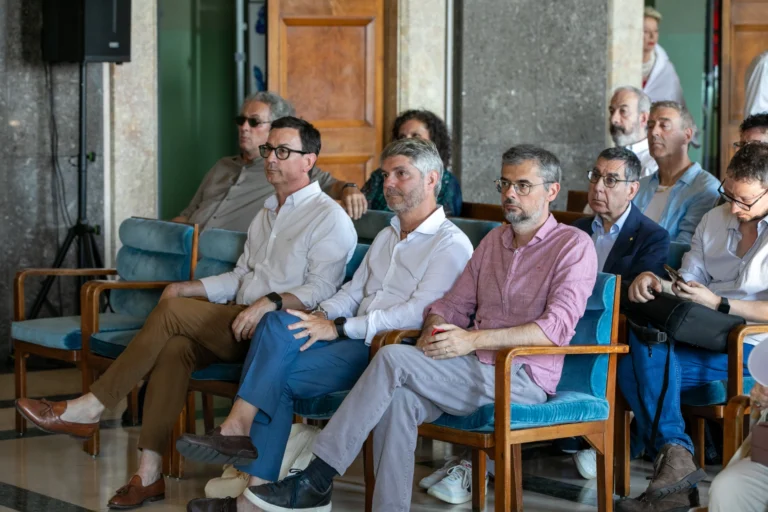 UNISTRA - Aula MAgna Venerdi╠Ç-19